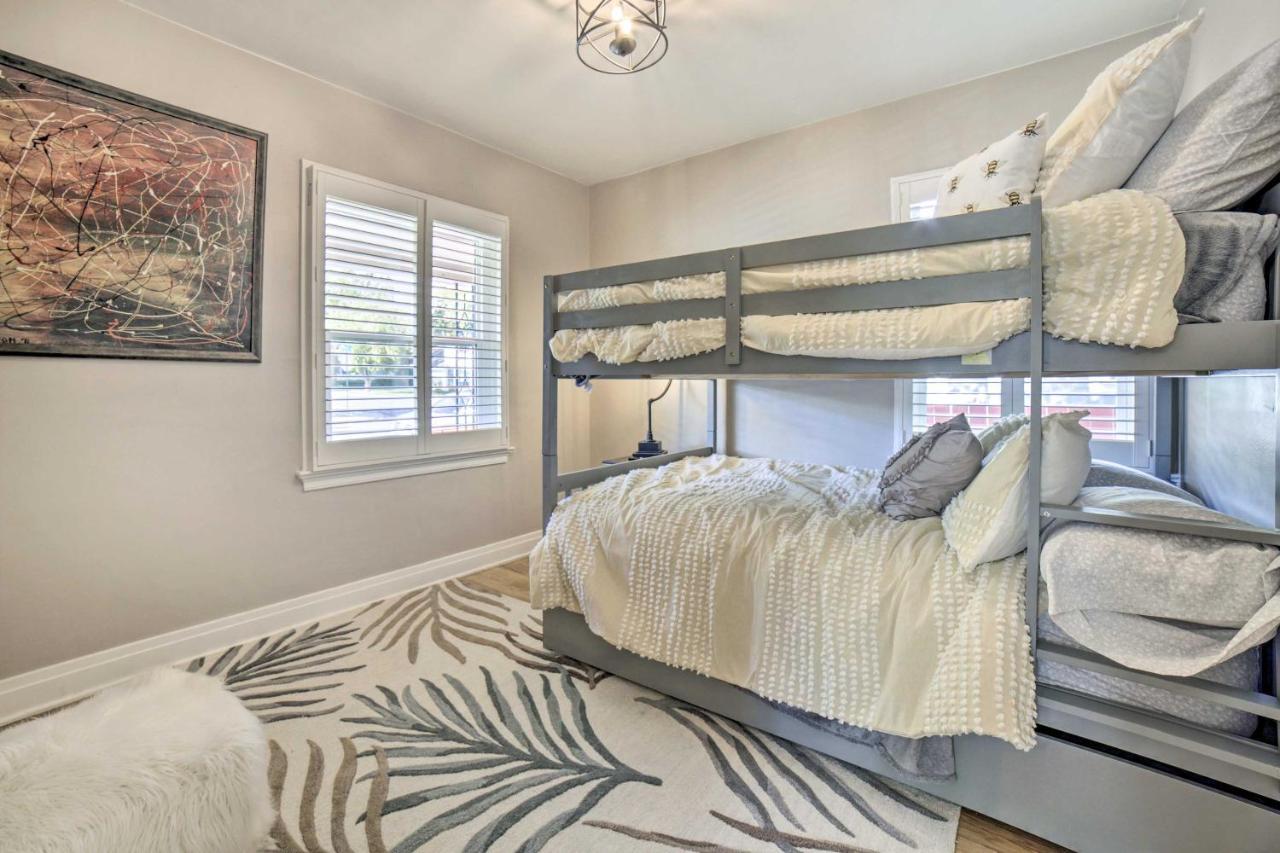 Enchanting Reno Retreat With Deck Walk To Midtown! Exterior photo