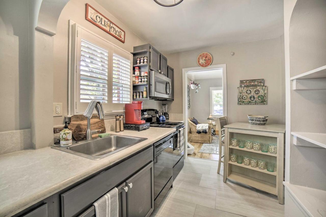 Enchanting Reno Retreat With Deck Walk To Midtown! Exterior photo